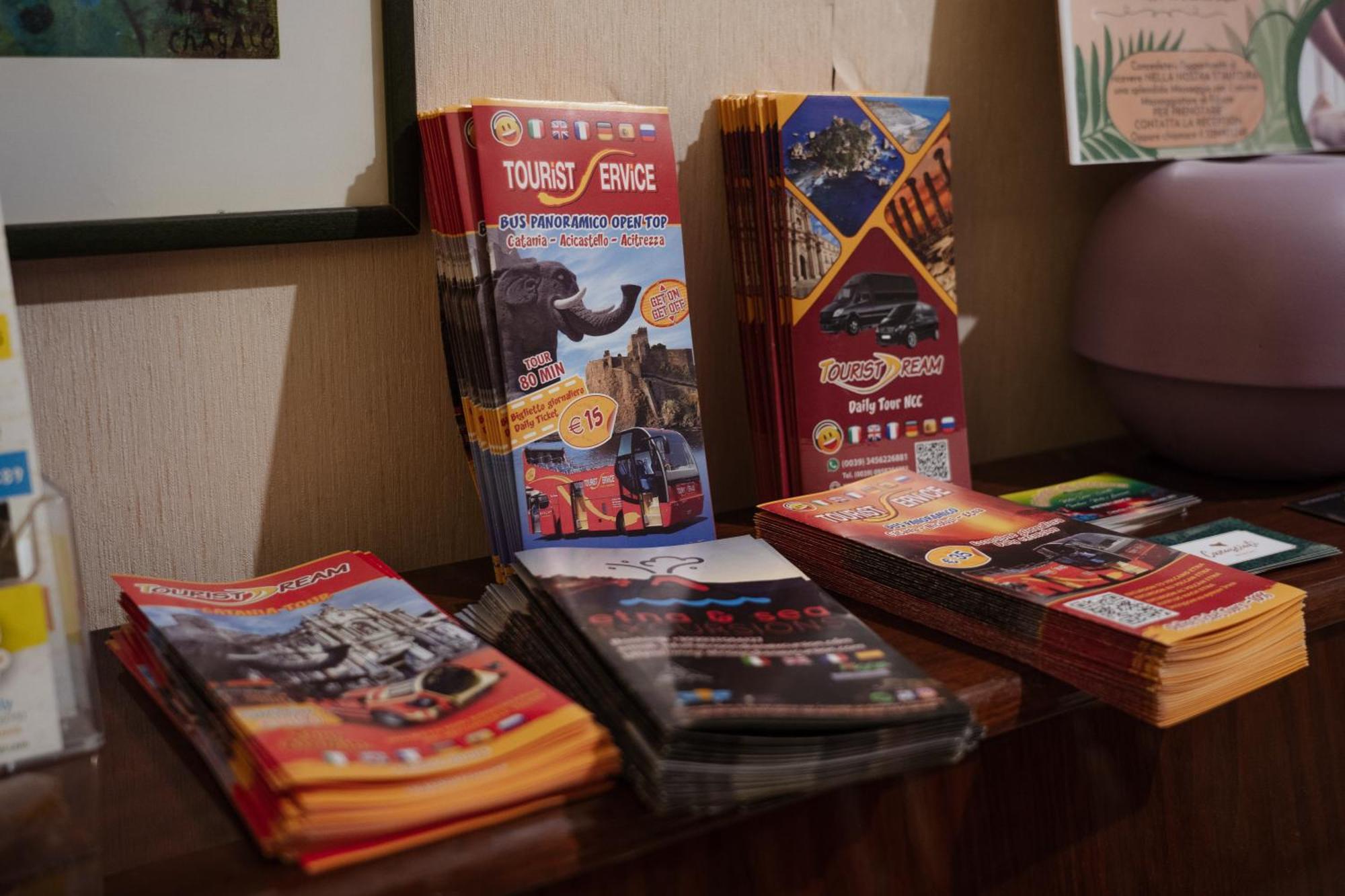 Bed and Breakfast Bed And Books CTA Exteriér fotografie